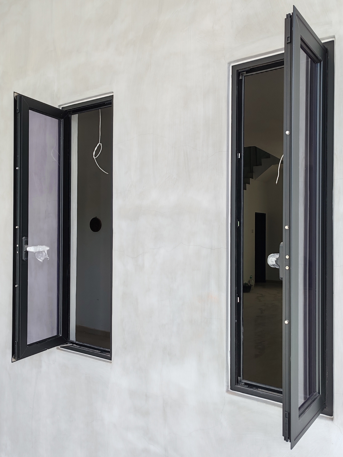 Multipoint Casement Window