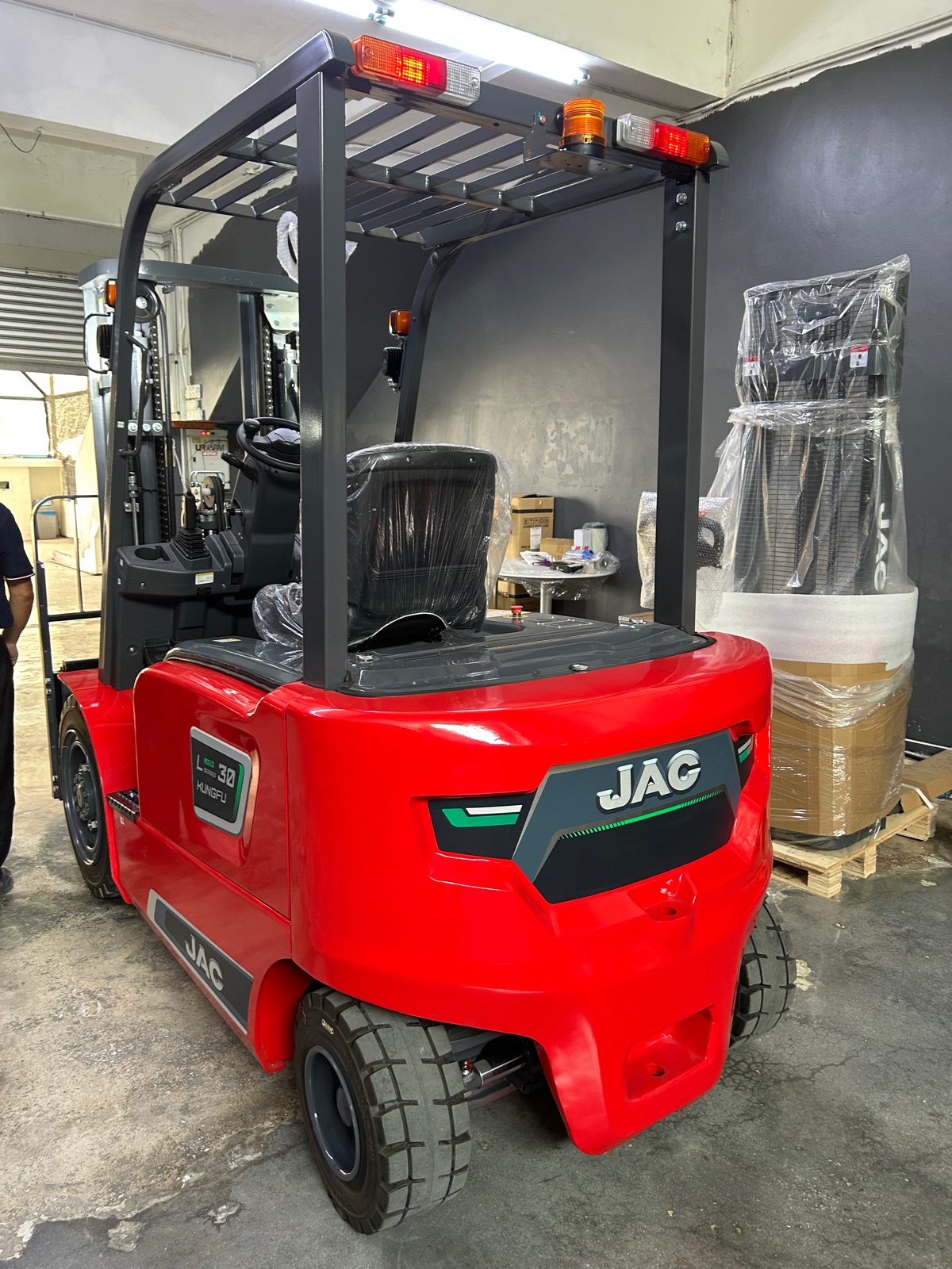 JAC LITHIUM ION BATTERY FORKLIFT 1.5Ton - 3.5Ton