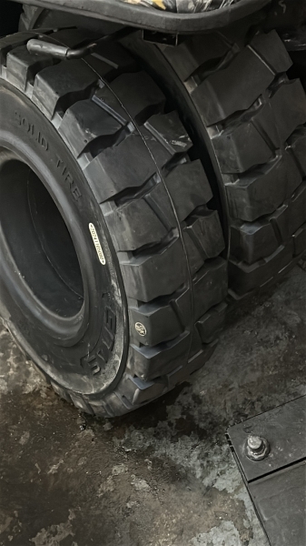 GNAS SOLID TAYAR FORKLIFT Forklift Solid Tyre Klang, Selangor, Malaysia, Kuala Lumpur (KL) Supplier, Importer, Supply, Supplies | HN Industry Sdn Bhd