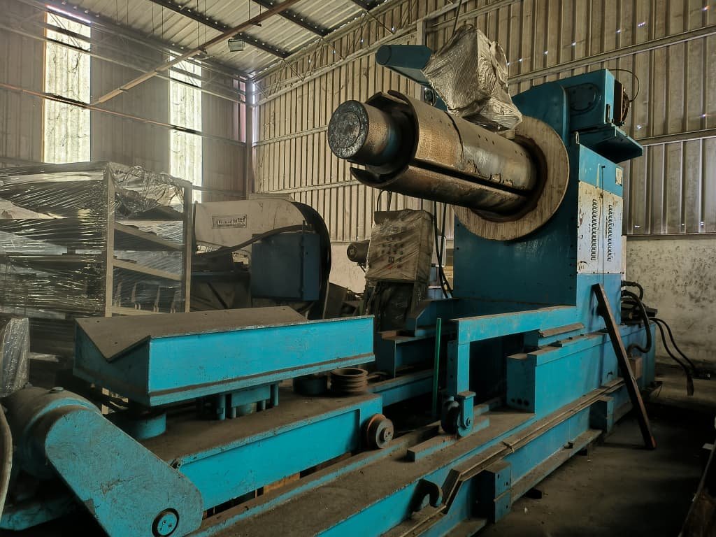 YUNG HUA LS0612-26LL | 5T*1250MM Decoiling Machine