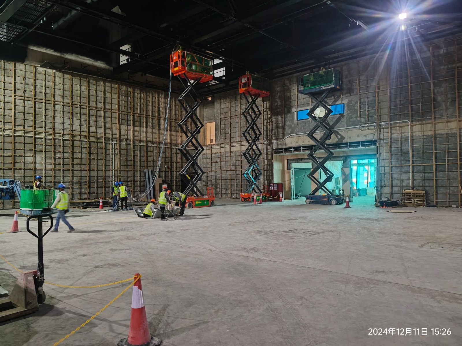 IJM - To install wiring and electrical cable tray