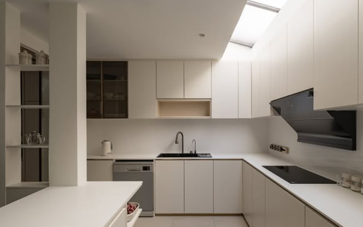 Design And Build Interior Contractor Penang | 5 Common Mistakes When Hiring an Interior Contractor in Penang (and How to Avoid Them)