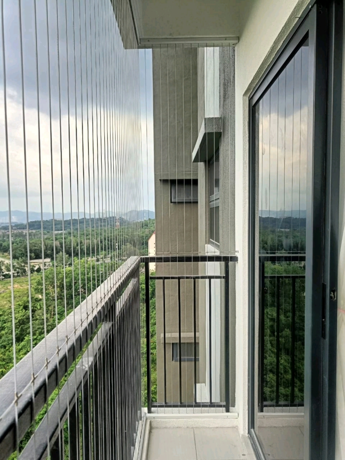 Invisible Cable Grille done at Residensi Emas 2