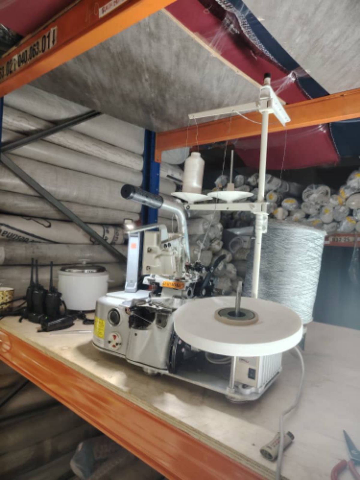 SEWING CARBET MACHINE