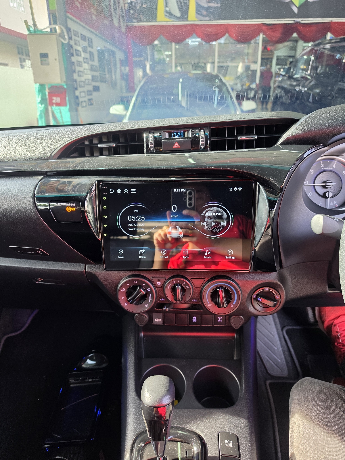HILUX 10'' ANDROID MULTIMEDIA PLAYER