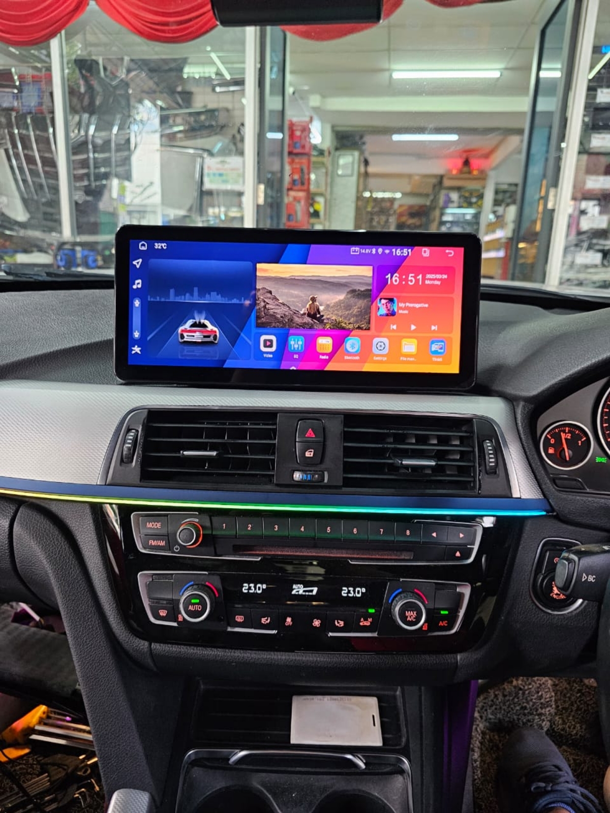 F30 12.3'' ANDROID MULTIMEDIA PLAYER