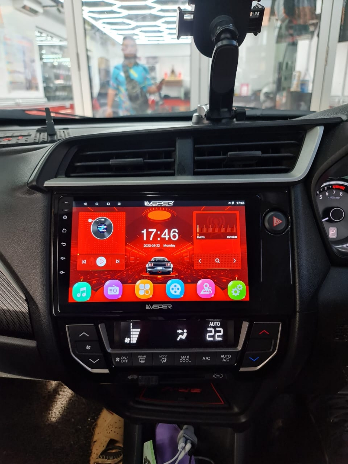 BRV 9'' ANDROID MULTIMEDIA PLAYER