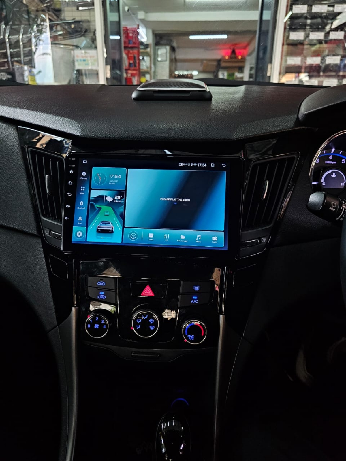 SONATA 9'' ANDROID MULTIMEDIA PLAYER