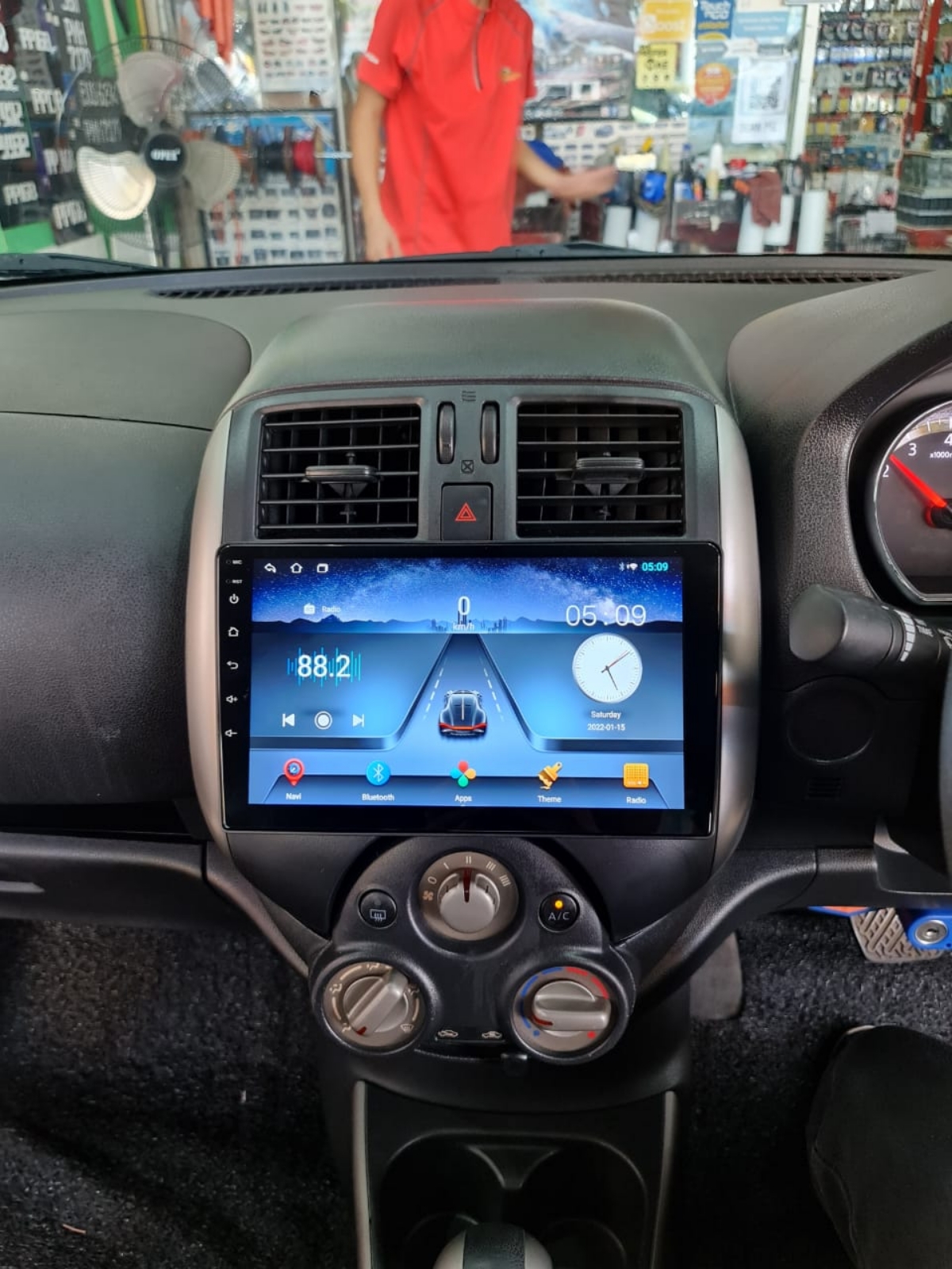 ALMERA 9'' ANDROID MULTIMEDIA PLAYER