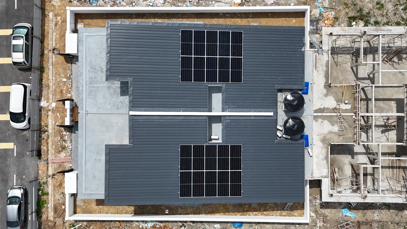 Residential Klebang, Chemor, Perak
*Solar ATAP Solar PV System Project* Solar System Capacity : 6.20kWp (10pcs) using Tier 1 Brand Solar Panel and Inverter