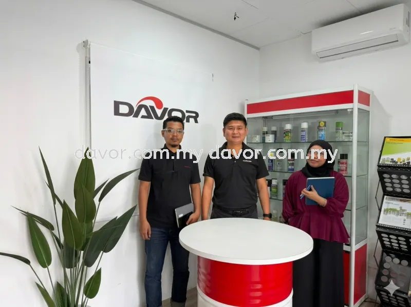 Yap Lip Yung Conducts Specialized Lubrication Training for LCH Tooling and Davor Sales Engineers