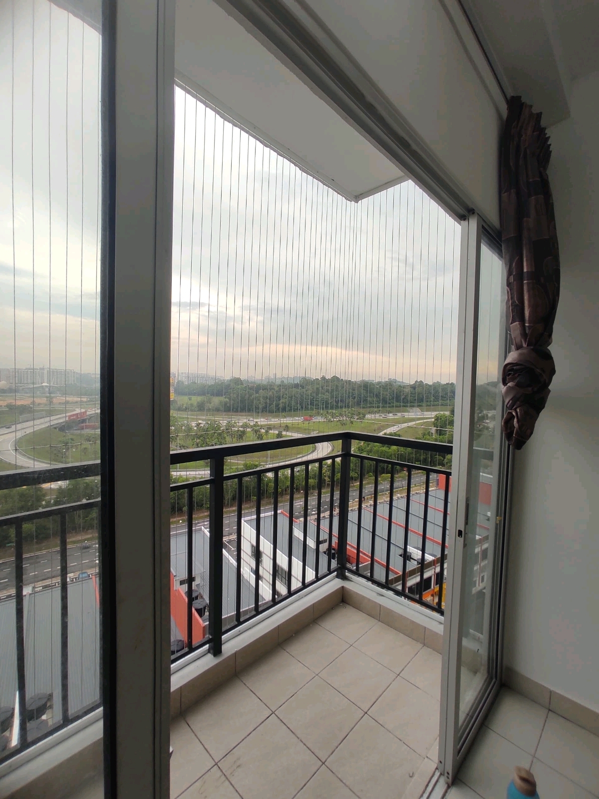 Invisible Cable Grille done at Idaman Bukit Jelutong