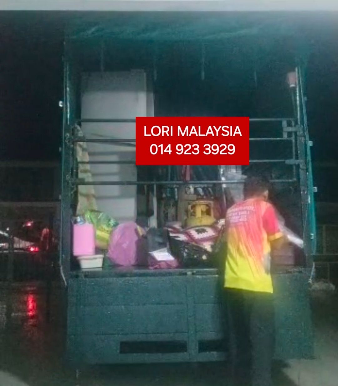 Lori Sewa Murah Pindah Rumah dari Sungai Petani Kedah ke Ipoh Perak guna lori 1 tan 9 kaki Termasuk pekerja angkat barang 