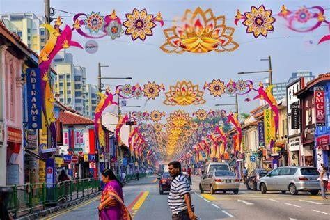 Why More Travellers Are Choosing Private Customised Tours in Singapore