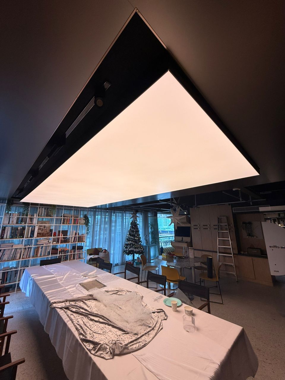 Office Meeting Room