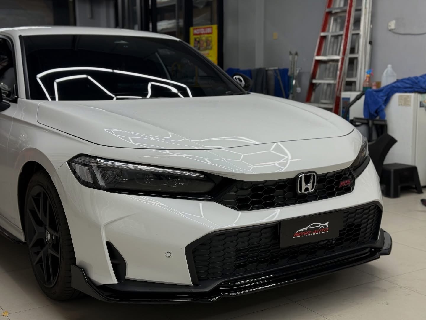FLRS THAI V6 FRONT LIPS
