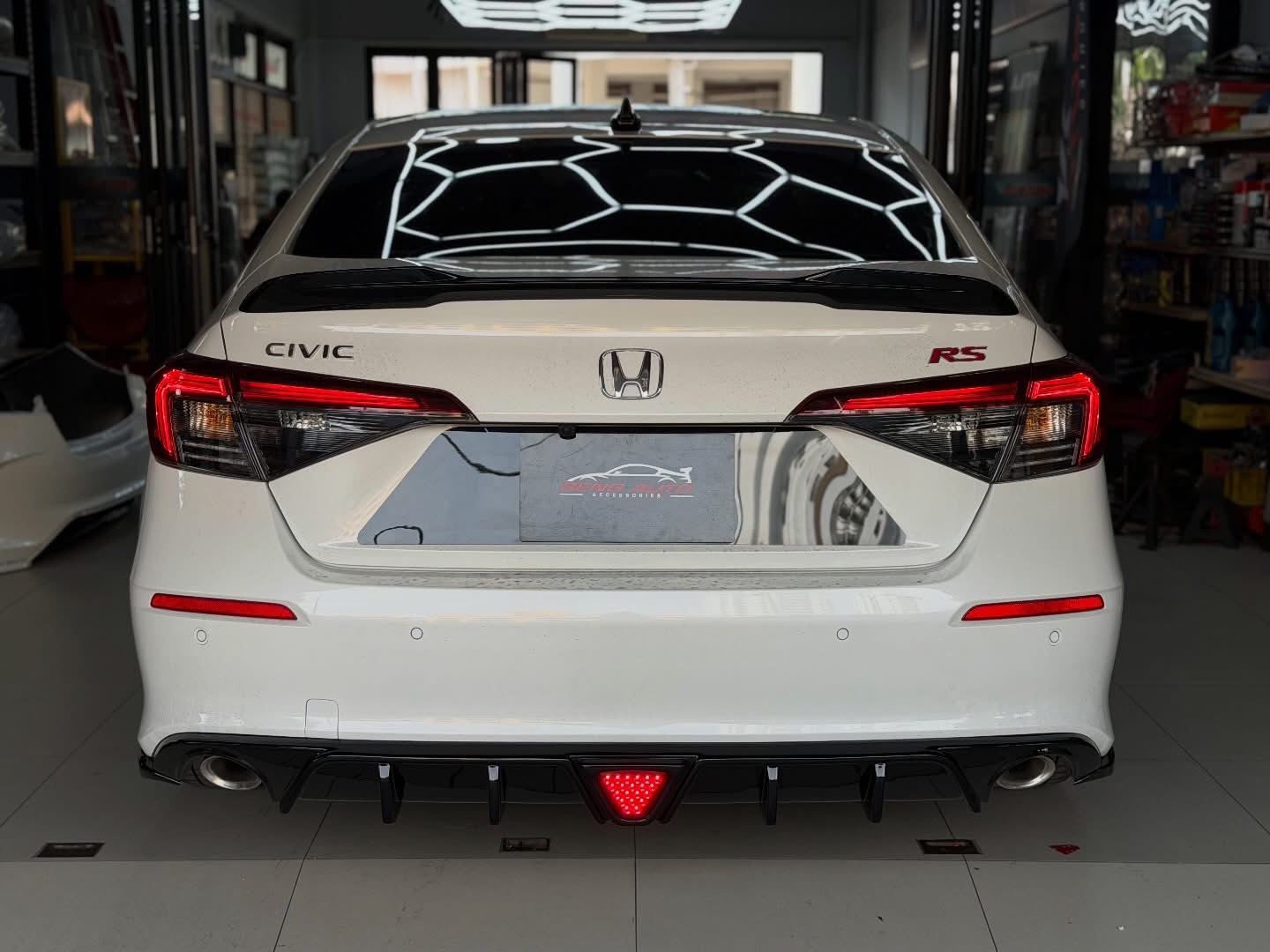 LED V3 REAR DIFFUSER