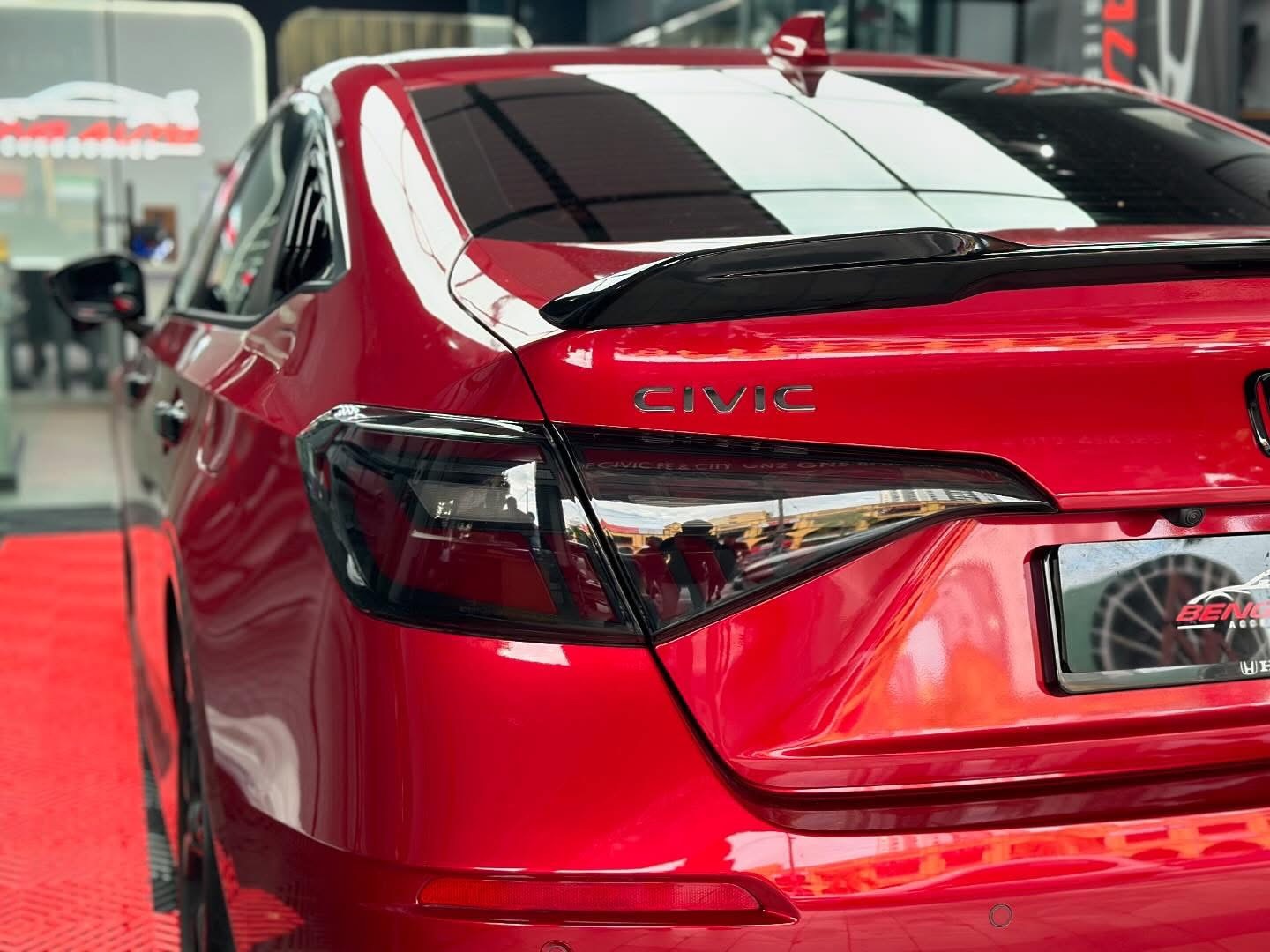 SMOKE RED V2 DESIGN LED TAIL LAMP