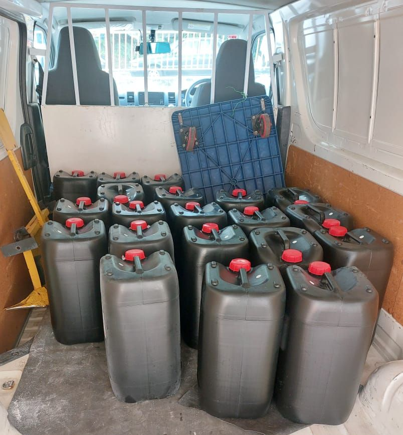 Ready Delivery To Customer ( COOLING TOWER CLEANER- XUPERSOL (P) 25L )