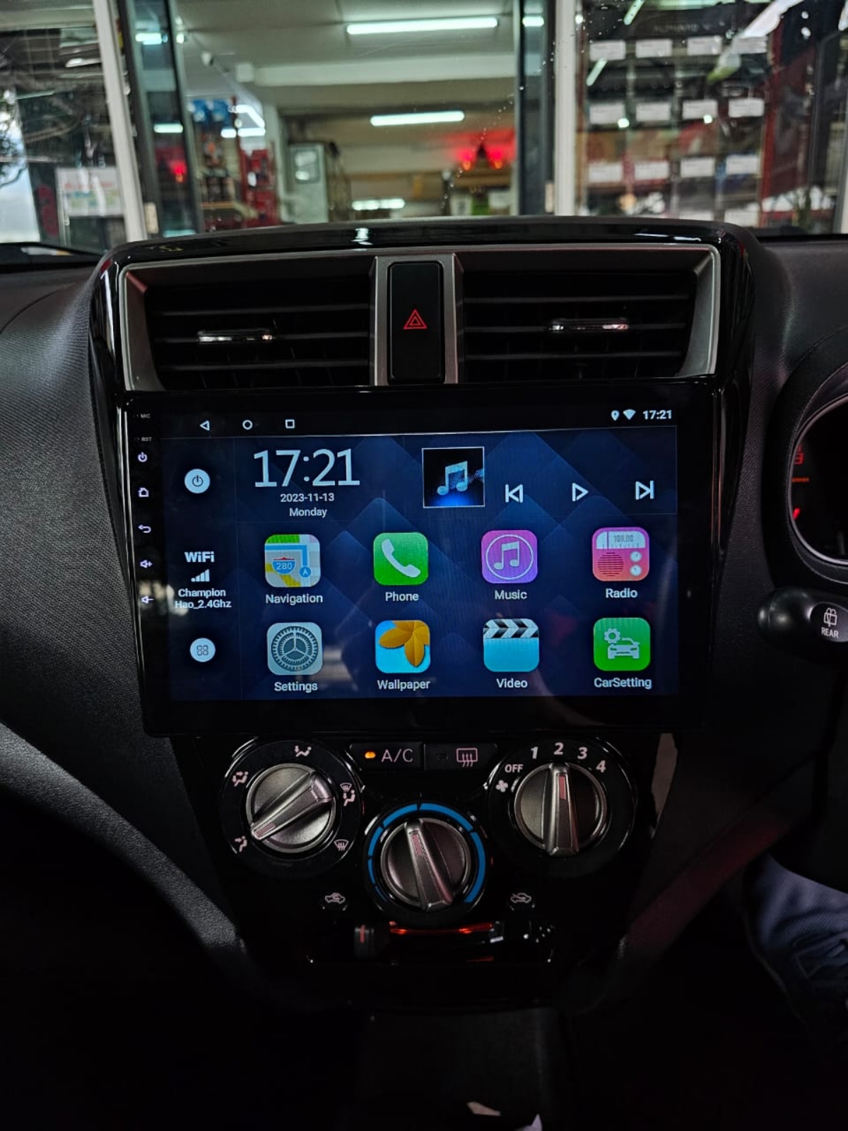 Axia 10'' ANDROID MULTIMEDIA PLAYER