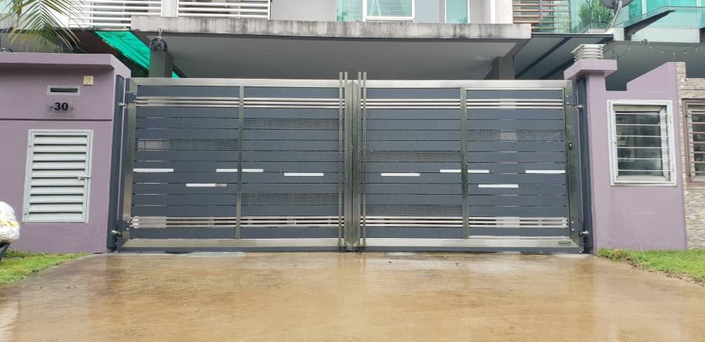Trackless Auto Gate System DC Moto Balcony Fence Installation Work Damansara | Malaysia 