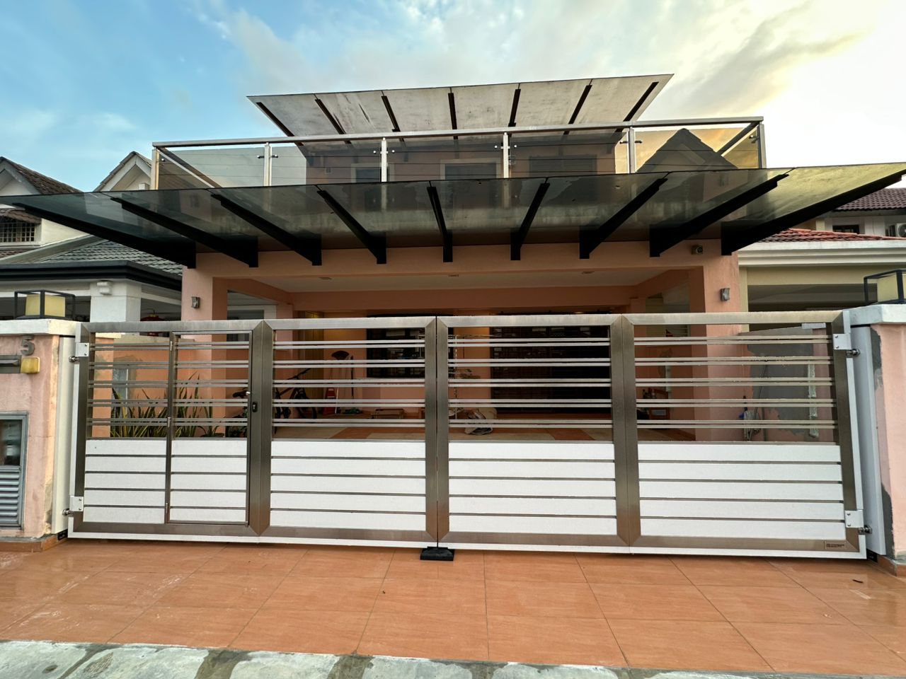 Trackless Auto Gate Installation Project Seremban | Malaysia 