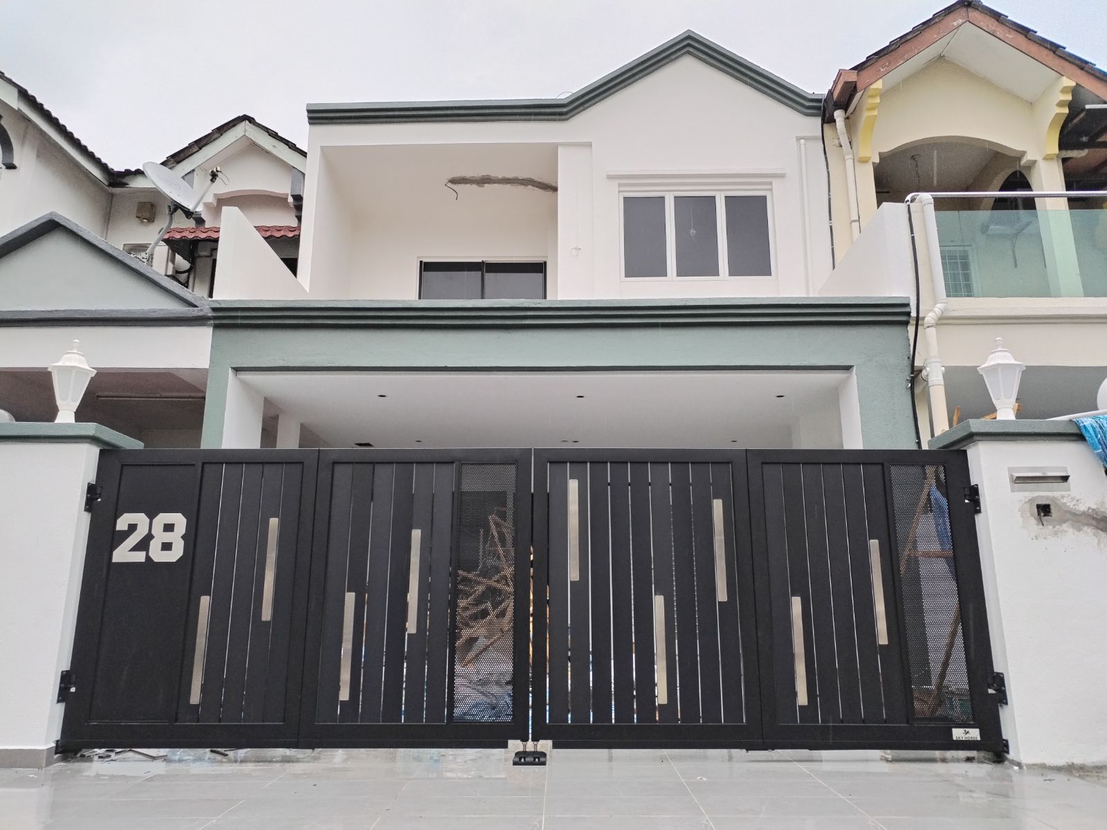 Aluminum Folding Auto Gate Stainless Steel Design Installation Project Kajang | Malaysia 