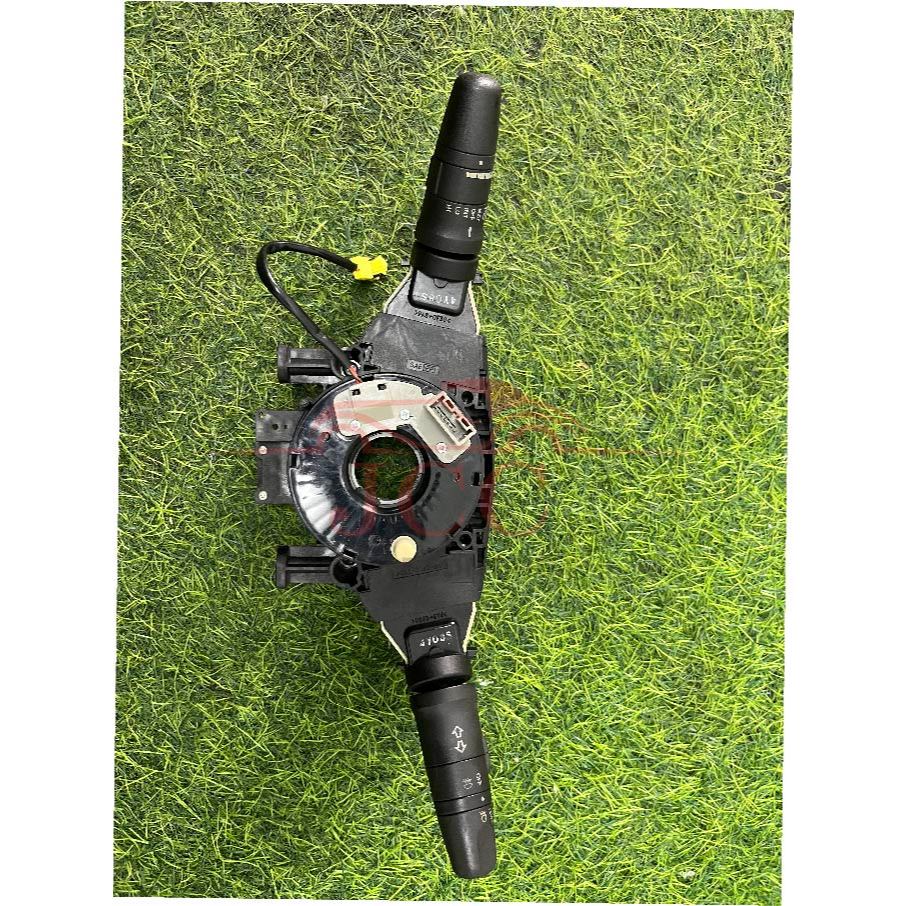 NISSAN SKYLINE V35 (4DOOR) SIGNAL AND WIPER SWITCH (2G-3C-G409)