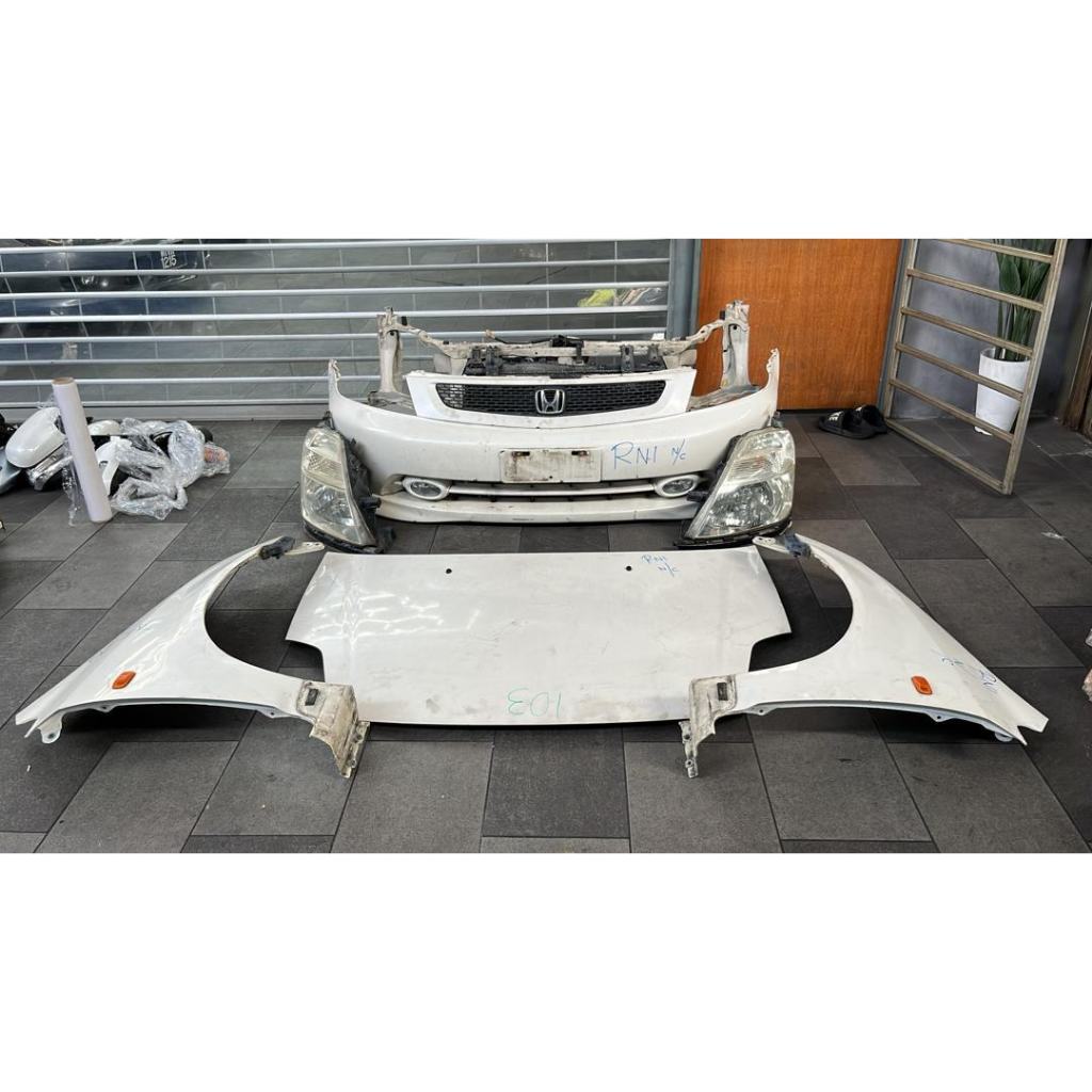 HONDA STREAM RN1 NOSECUT JAPANUSED [Z5-A1072]