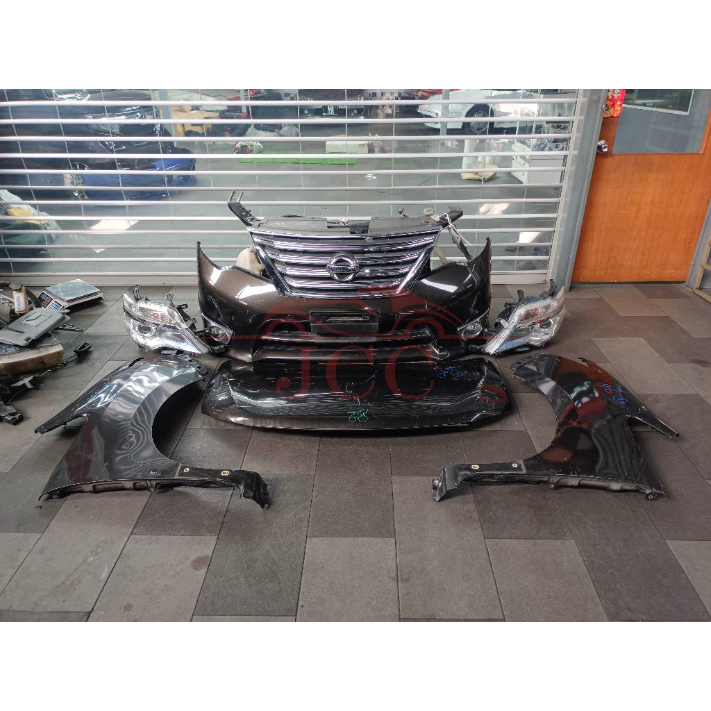 NISSAN SERENA C26 NOSECUT JAPANUSED [J-A1055]