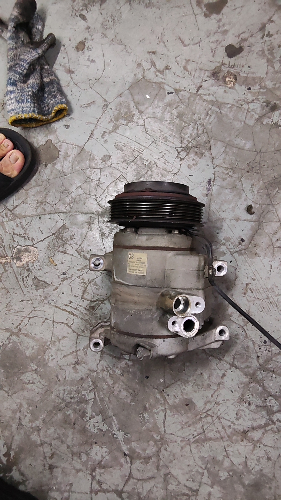 CRV AIRCON COMPRESSOR 