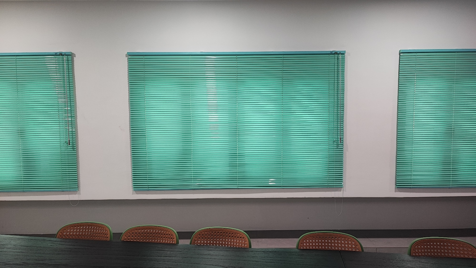 Aluminium Material Venetian Blind, Lights And Privacy Control 