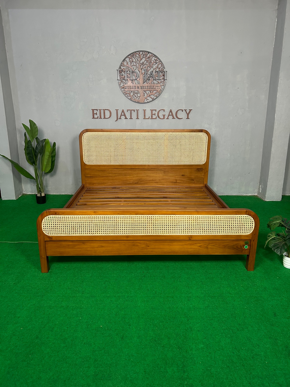 KT EJL 0052