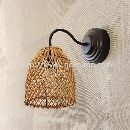 WAL 001 - RATTAN WALL LAMP