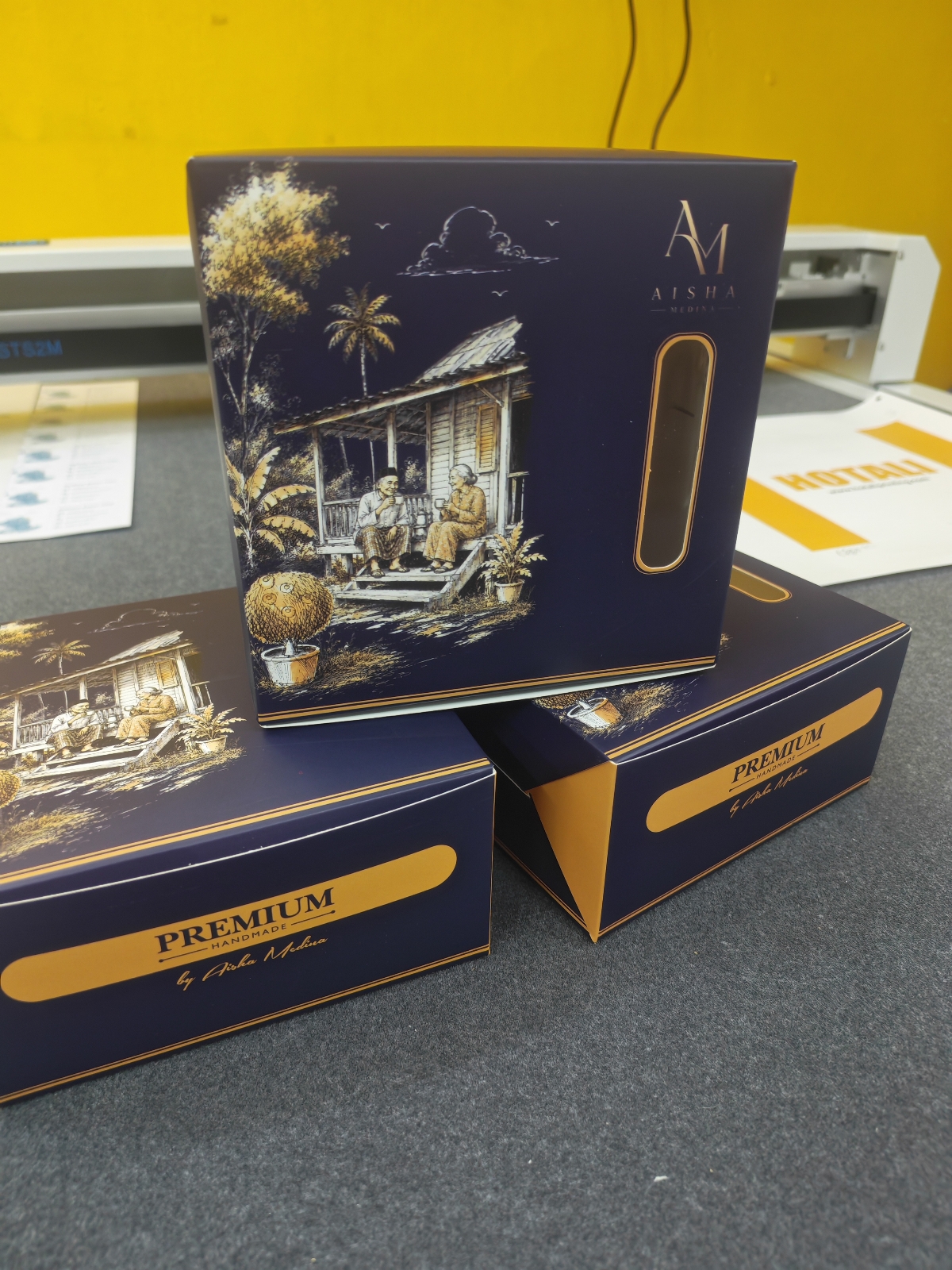 cake Box