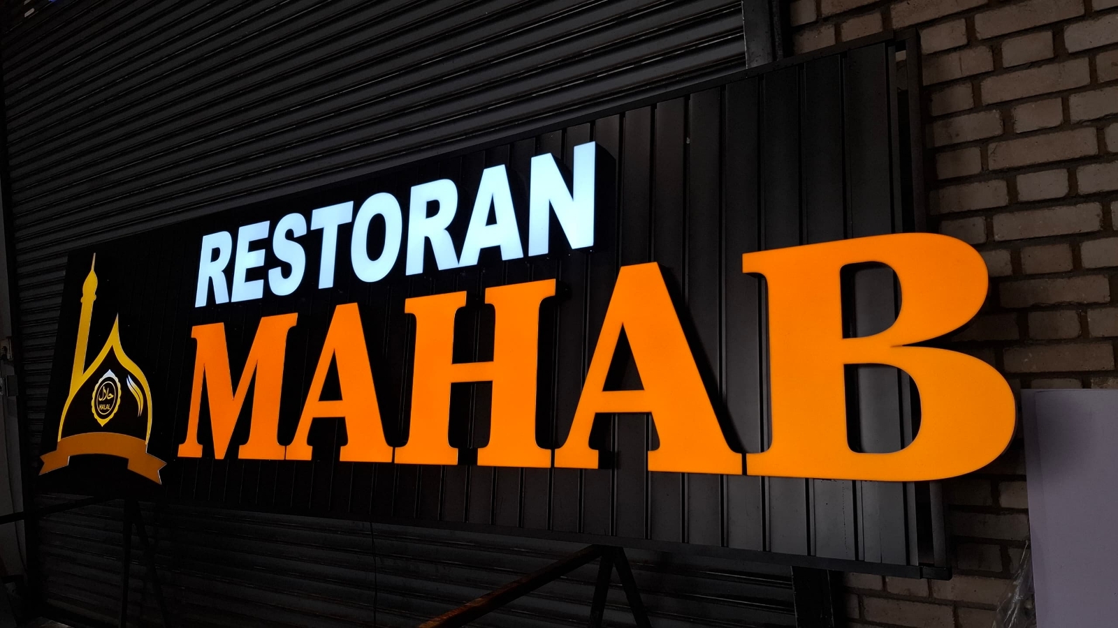 CUSTOM-MADE 3D LED FRONT-LIT WITH ALUMINIUM STRIP BISTRO CAFE SIGNBOARD FABRICATOR IN AMPANG & TAMAN PUTRA