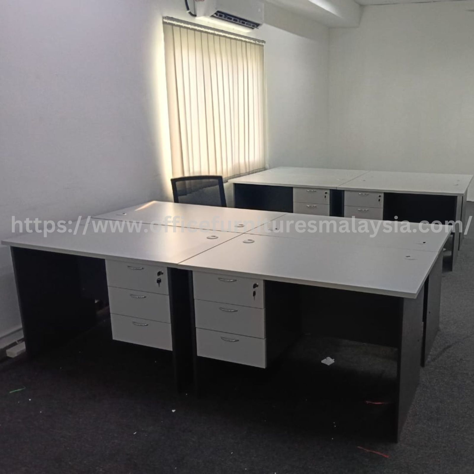 Office Writing Computer Table 43100 Hulu Langat, Selangor, Malaysia. JUN 2026