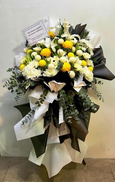 Black & White Funeral Arrangement FA2003 shirleyflorist Sympathy / Condolences Flower Arrangement Funeral Arrangement Kuala Lumpur (KL), Selangor, Malaysia Supplier, Suppliers, Supply, Supplies | Shirley Florist