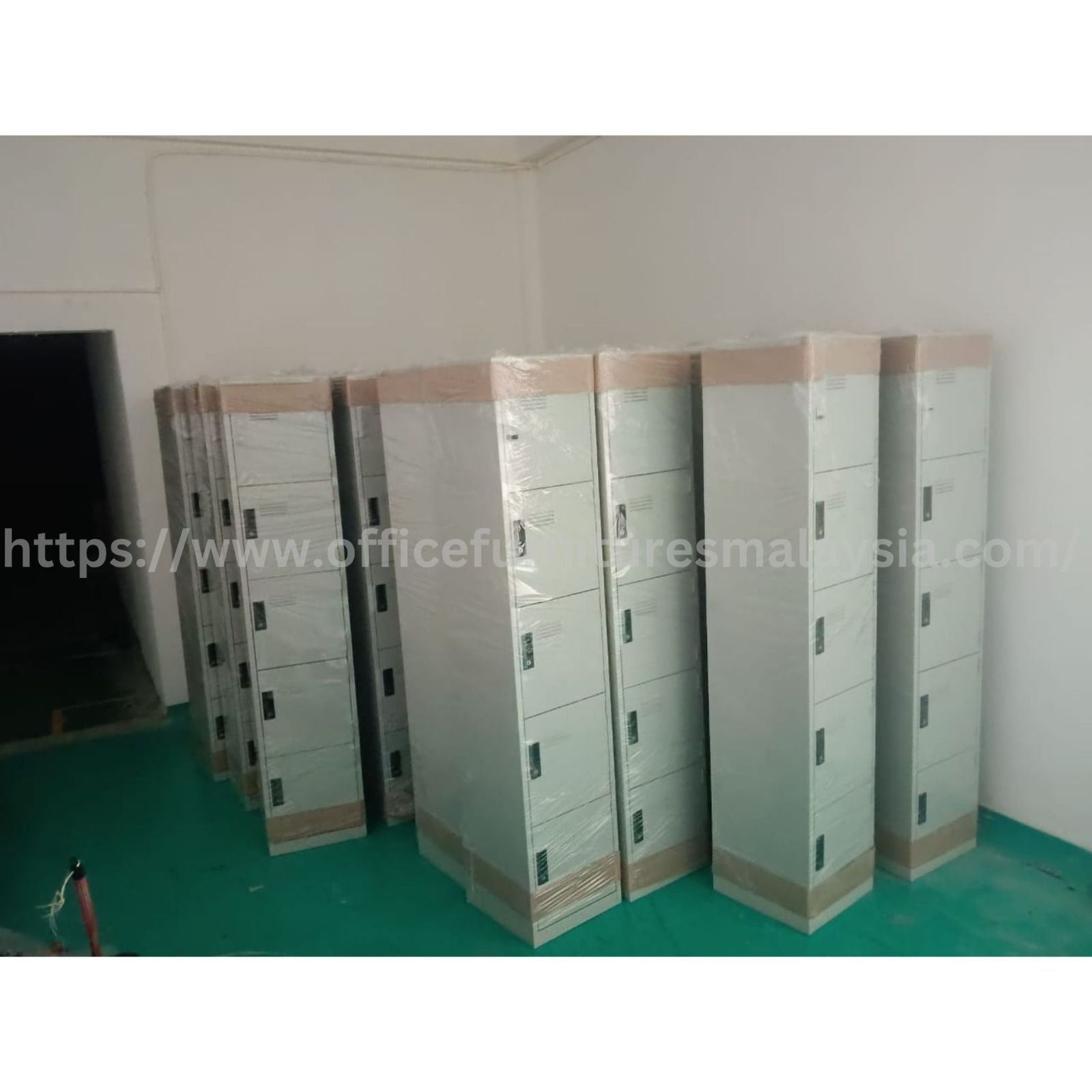 5 Compartment Steel Locker Jalan Kawat, 40200 Shah Alam, Selangor, Malaysia. JUNE 2026