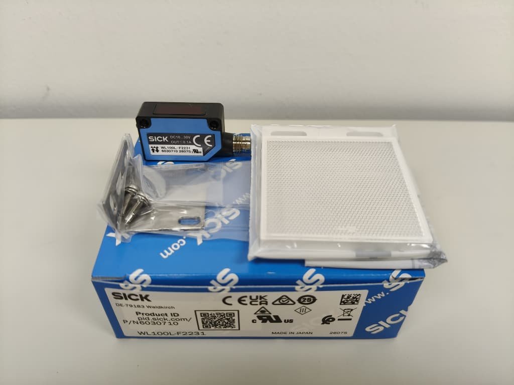 Sick WL100L-F2231 Photoelectric Sensor Malaysia