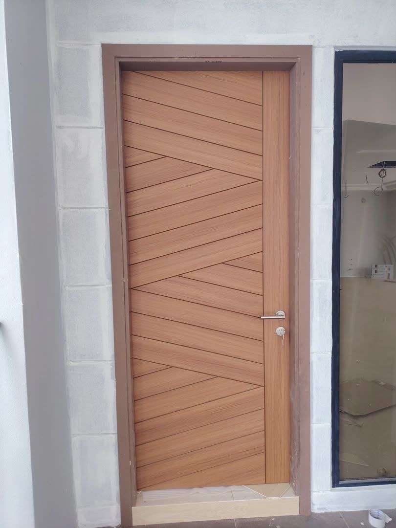 SENDORA Laminated Wood Door 