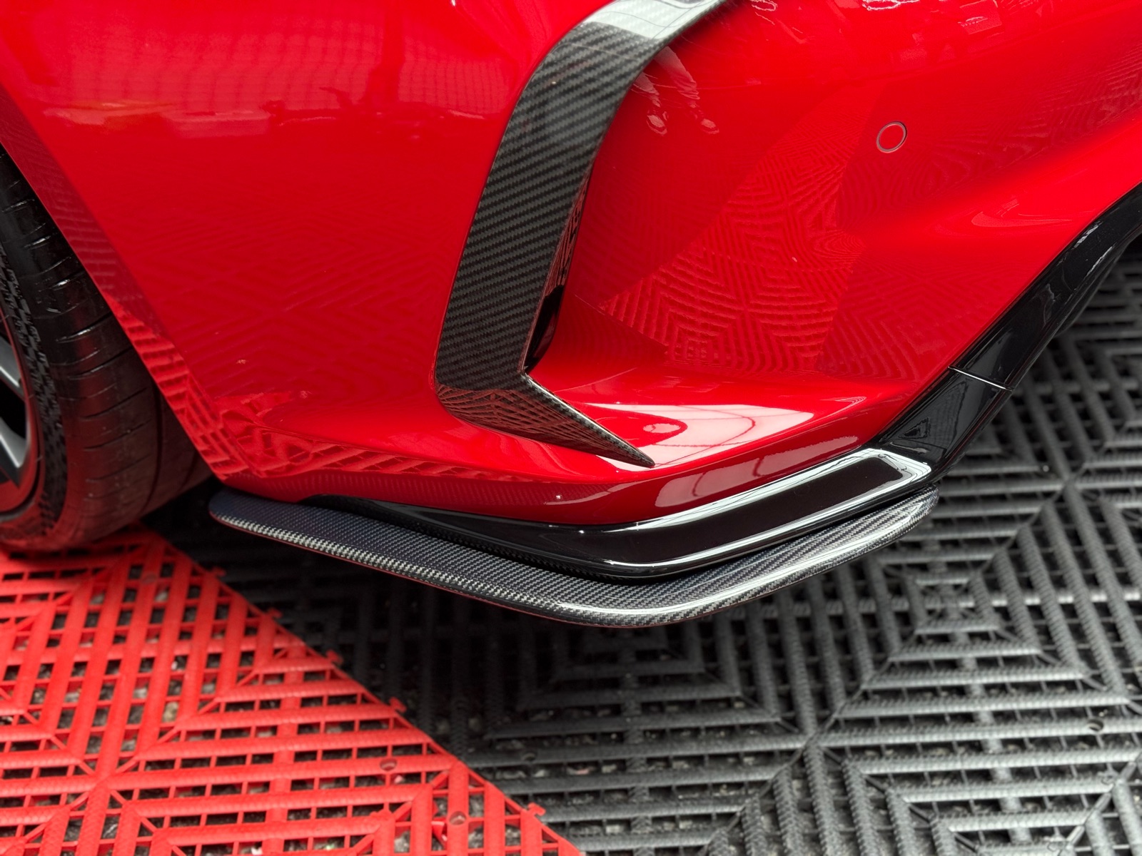 CARBON EXTENSION REAR SIDE LIPS