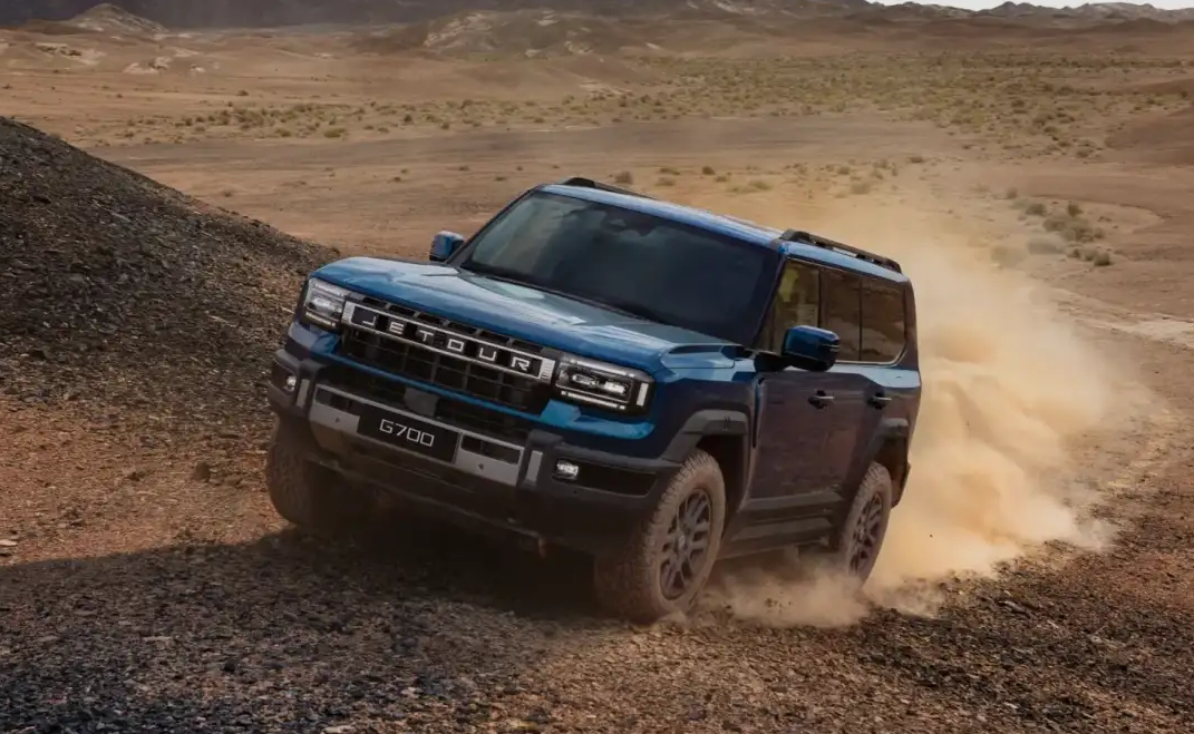 Jetour G700 Teased for KLIMS 2026 – Powerful New PHEV SUV on the Way
