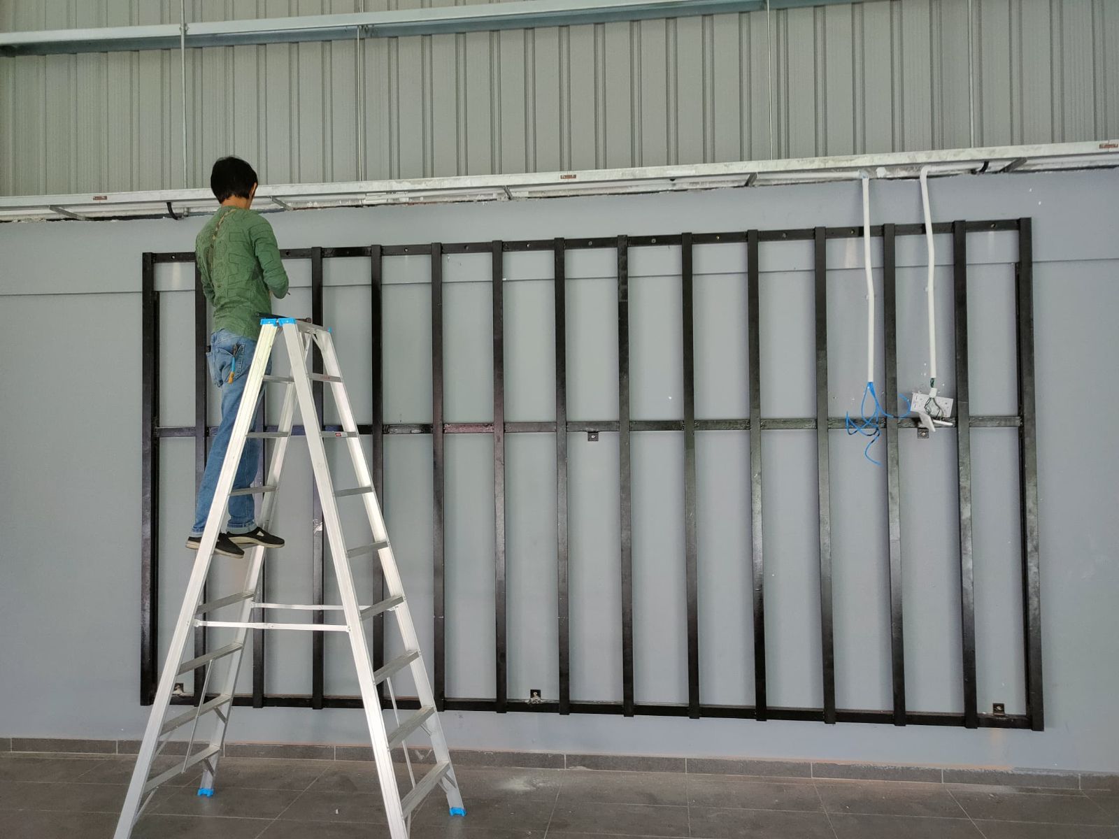 P2.5 Indoor LED Screen Installation Progress at SK Telok Gong, Port Klang