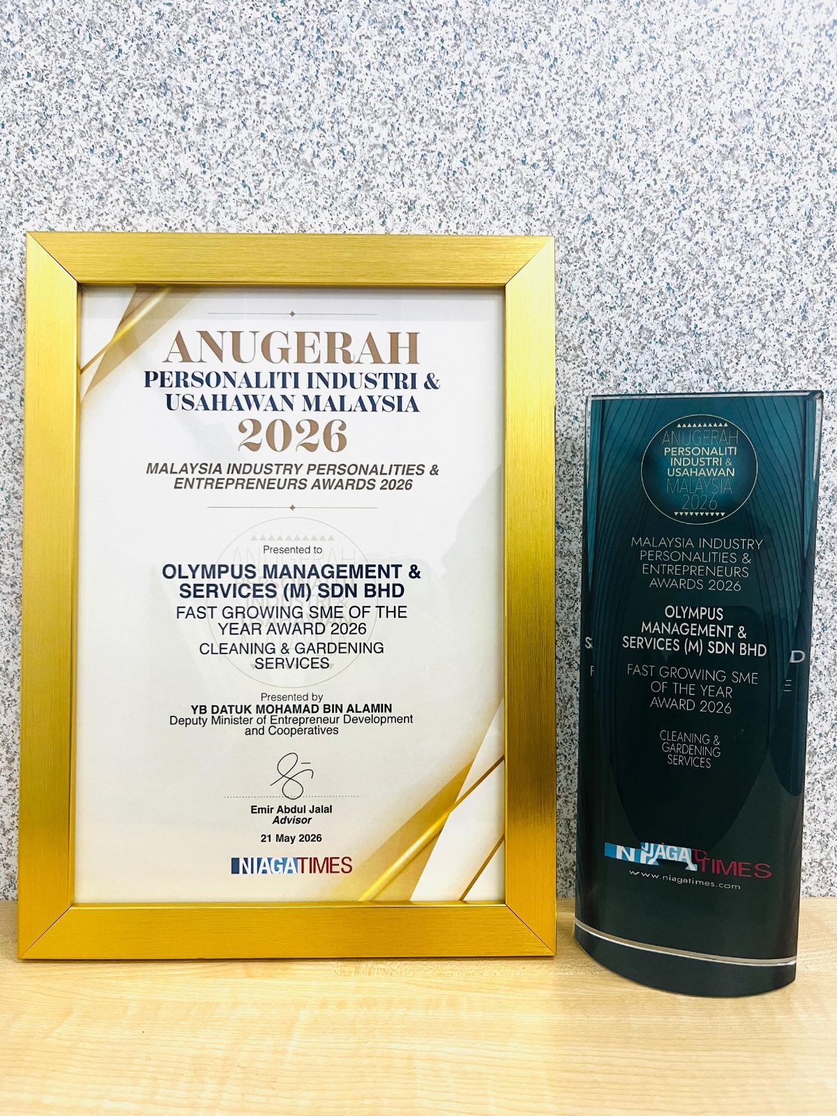 AWARDS & RECOGNITION