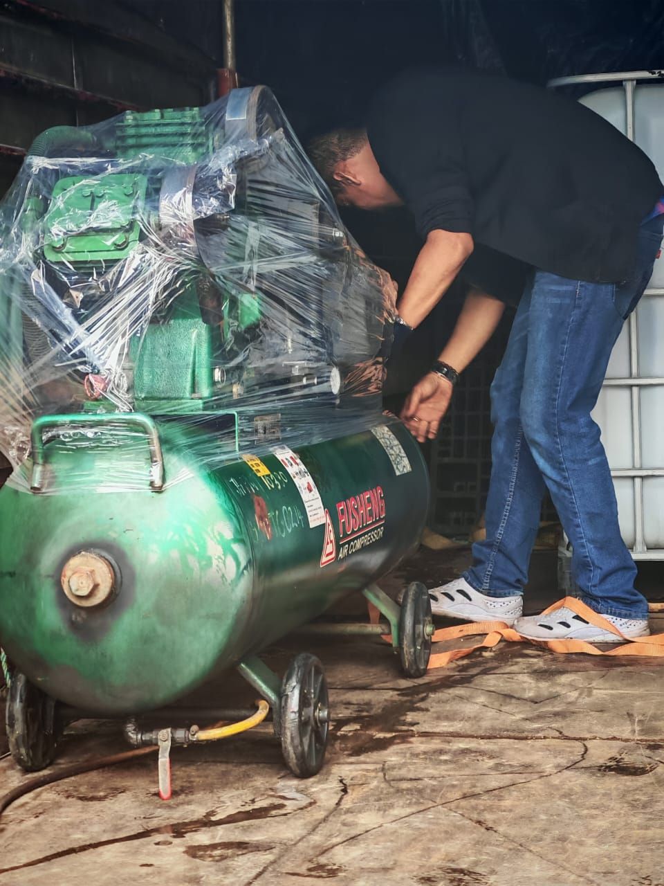 Thanks customer support 🙏🔧 ➡️Used Fusheng Piston Air Compressor  5HP        Model : TA-80
