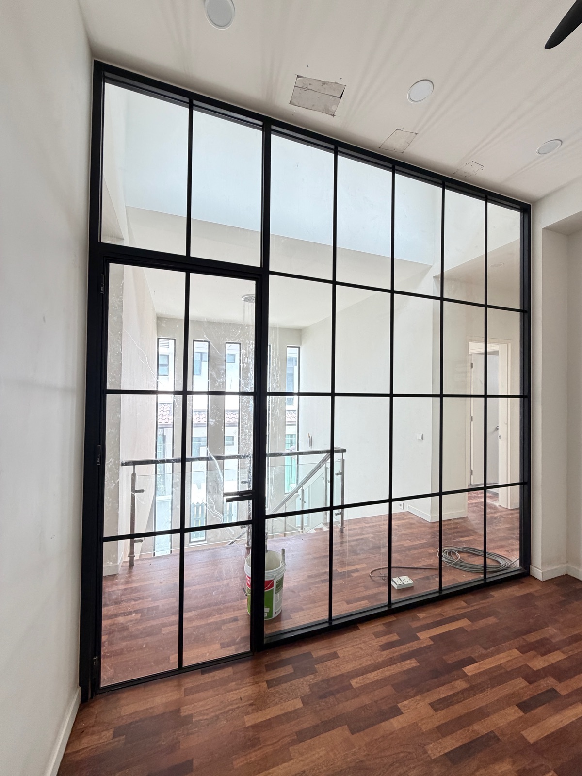 Arttle Design Glass Wall Eco Majestic 
