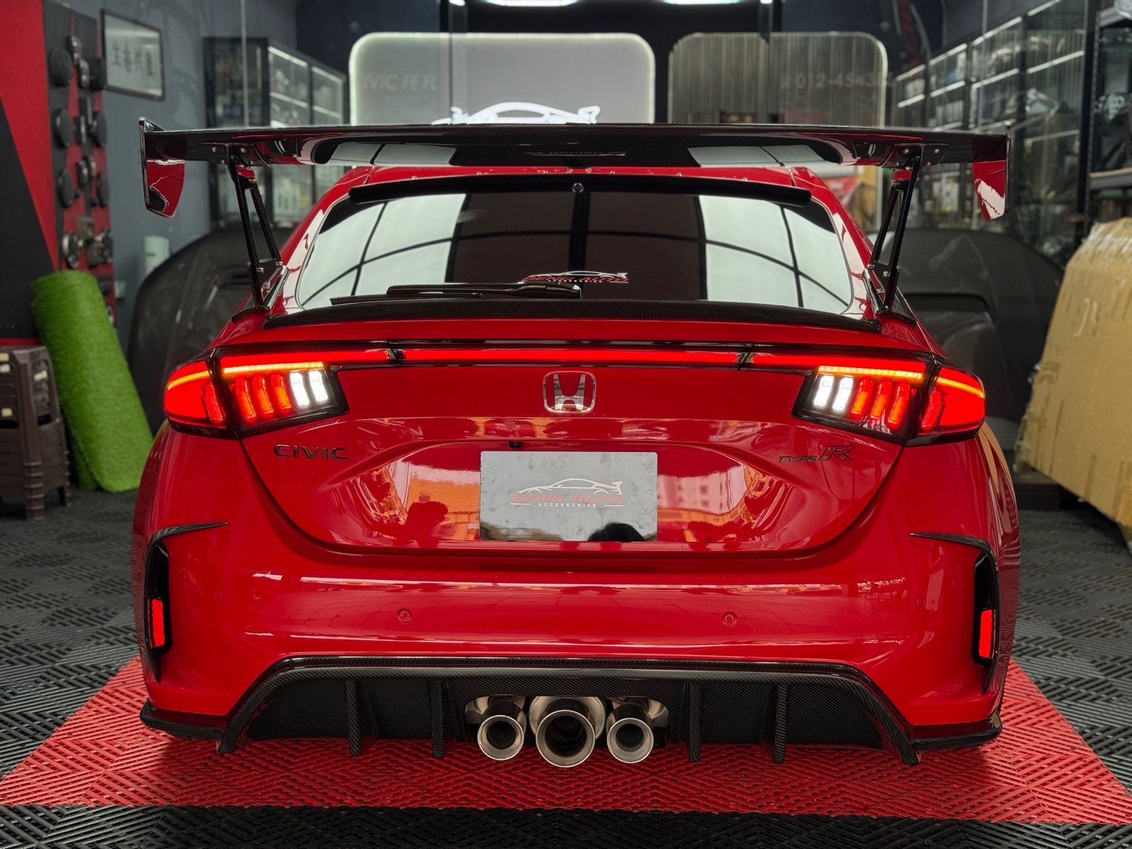 MG DESIGN LED TAIL LAMP