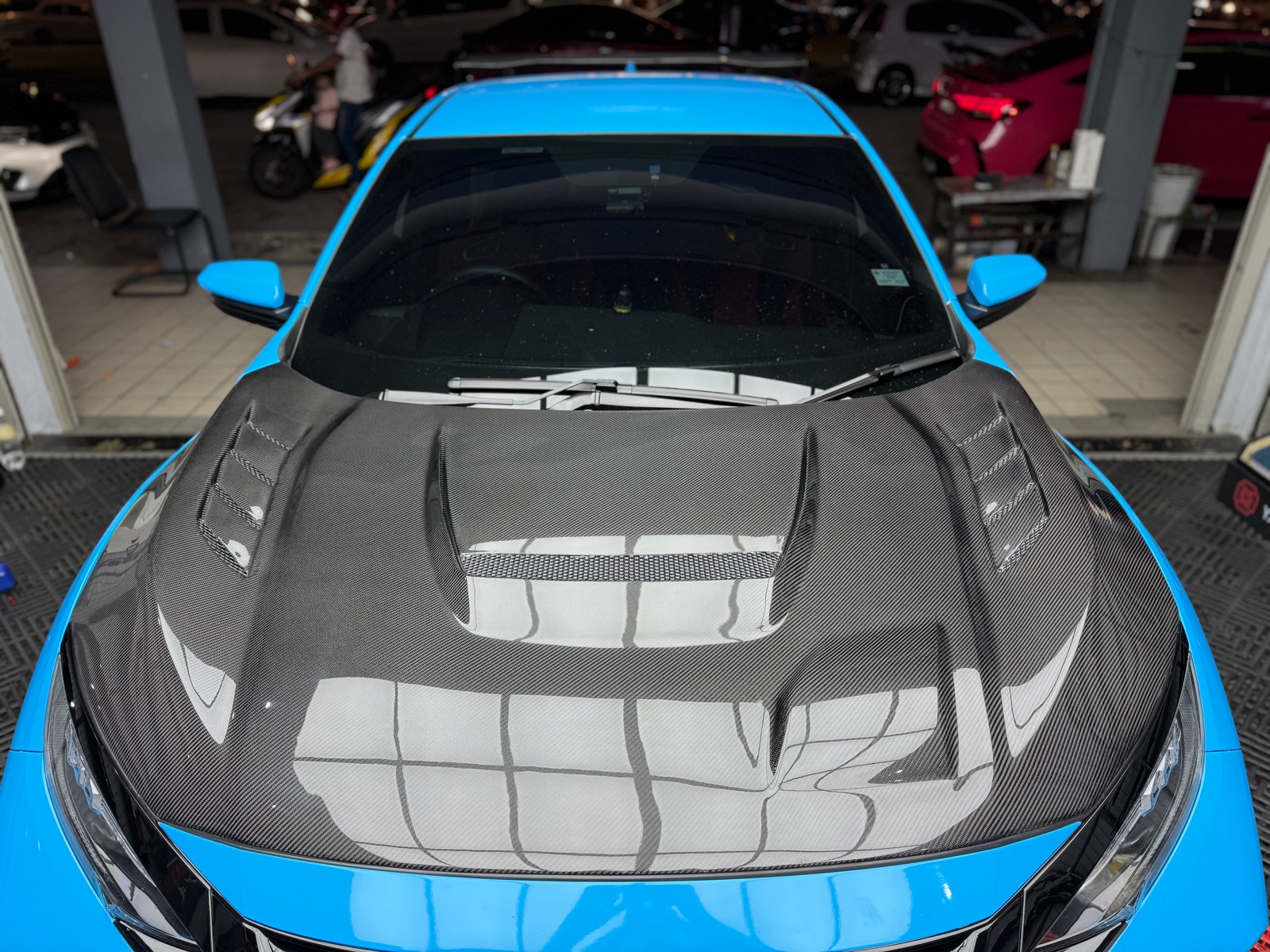 JS’ RACING DESIGN CARBON FRONT BONNET