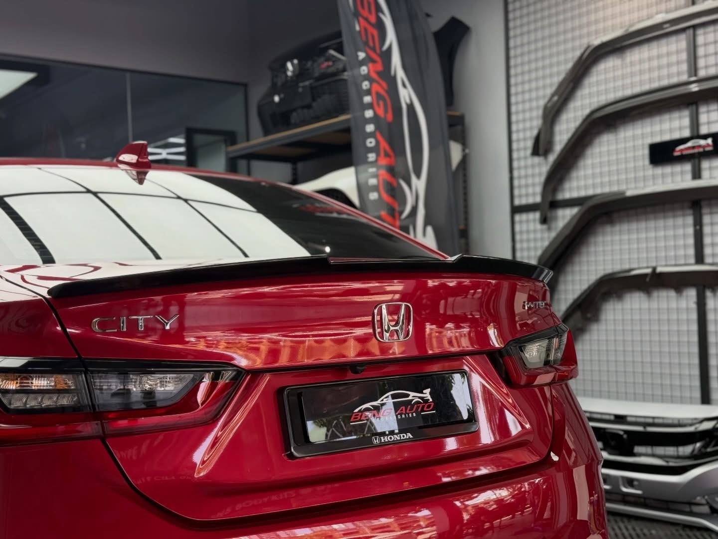 M4 SPOILER
